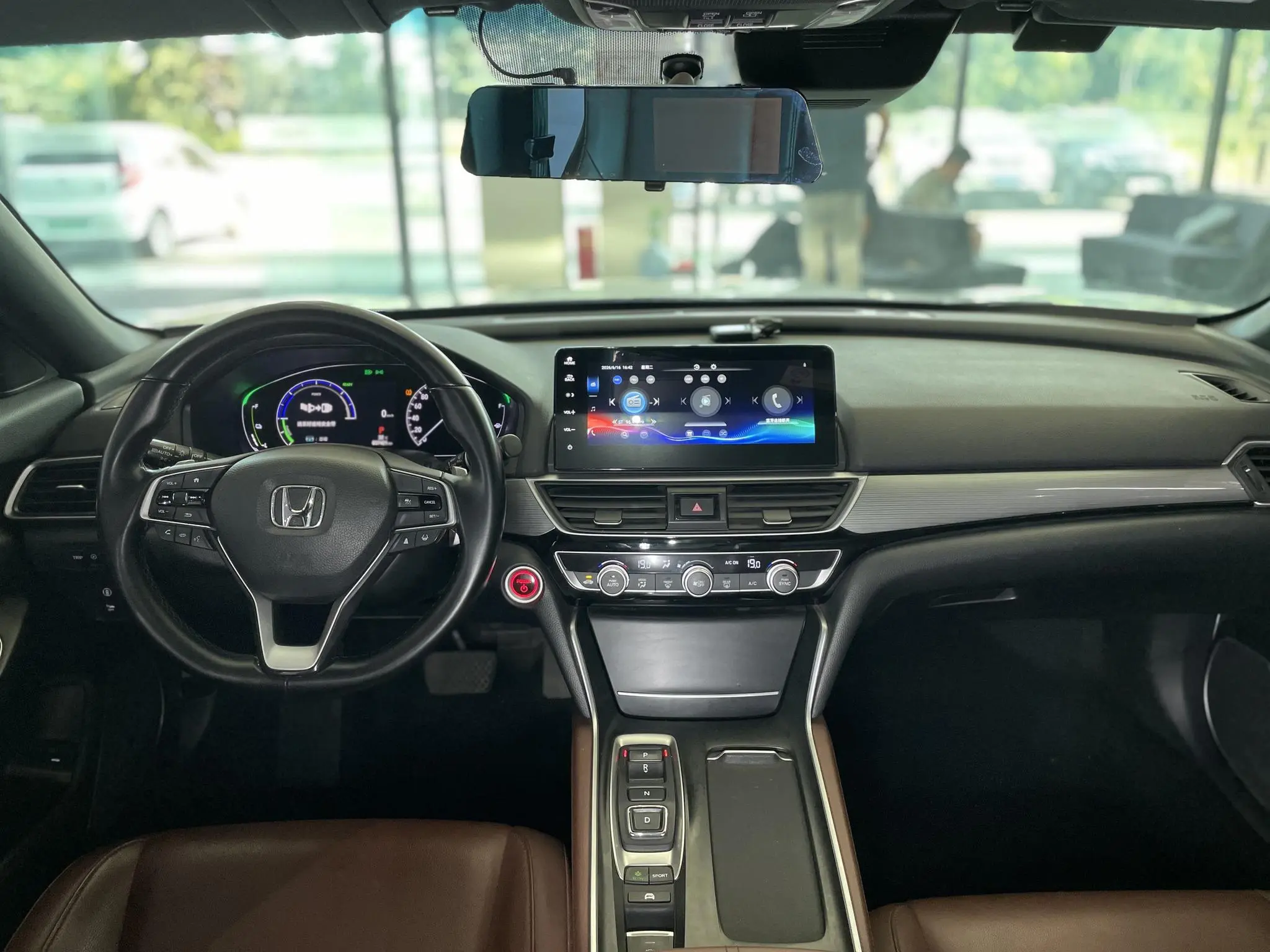 Honda Yingshipai Rui*Hybrid 2.0L Jingya Version