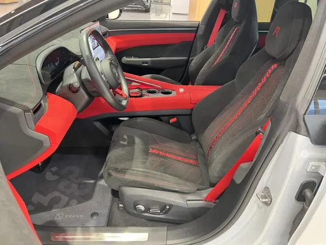 ZEEKR ZEEKR 001 FR 100kWh four-wheel drive