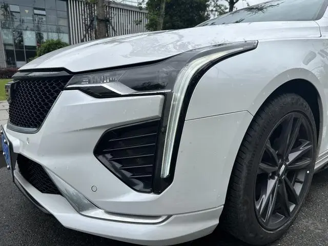 Cadillac Cadillac CT4 25T luxury