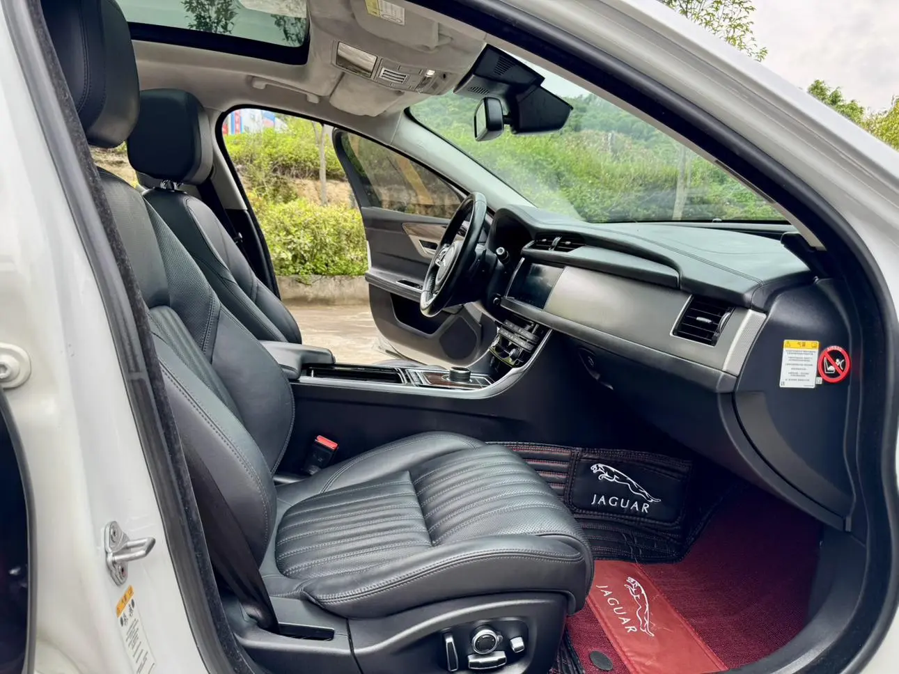 Jaguar Jaguar XFL XFL 2.0T 240PS Luxury Edition