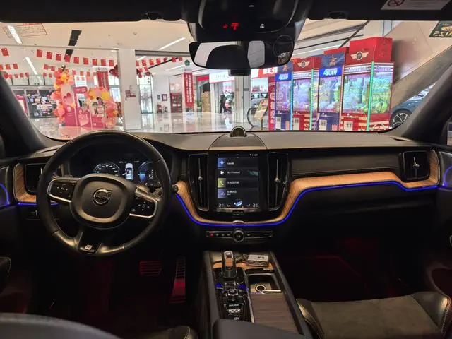 Volvo Volvo XC60 PHEV T8 E-drive hybrid Zhiya Sports Edition Country VI