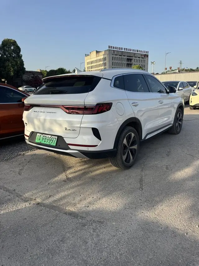 BYD Song PLUS DM DM-i 110KM two-wheel drive flagship PLUS