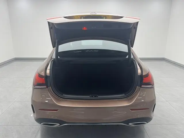 Mercedes-Benz Mercedes-Benz A-class A 200 L sports sedan