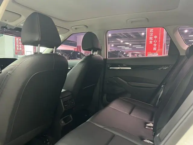 Kia Setus 1.5L IVT Deluxe Edition