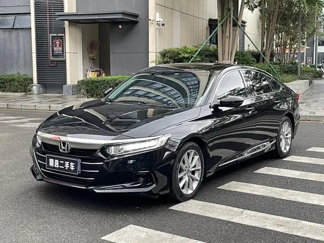 Honda Accord 260TURBO Deluxe Edition