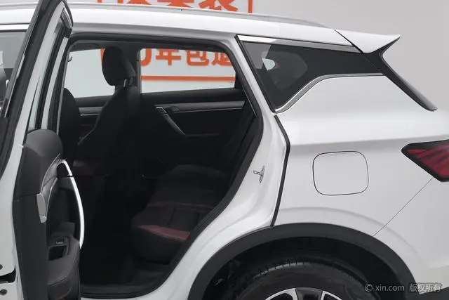 Geely Binyue 240T DCT Hunter