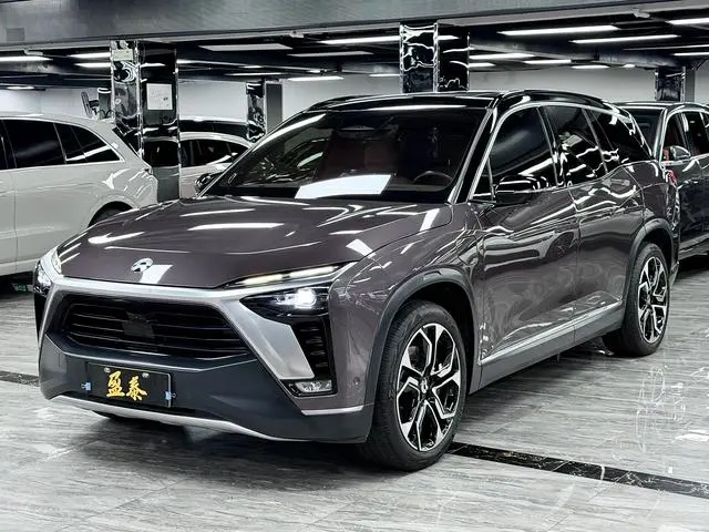 NIO NIO ES8 580KM signature version six seats