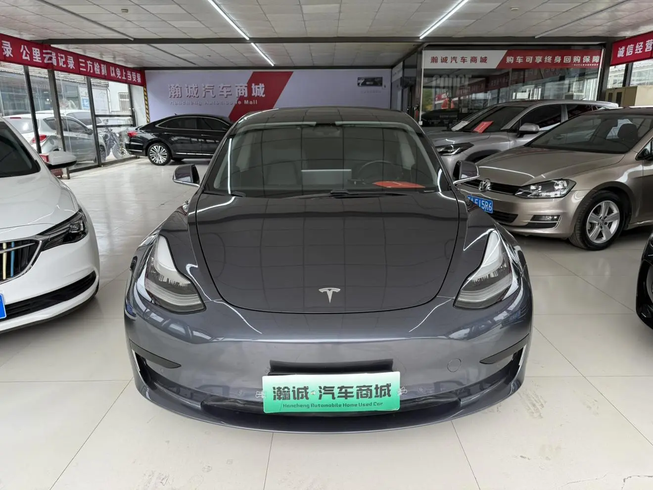 Tesla Model 3 Upgraded version of standard battery life rear drive