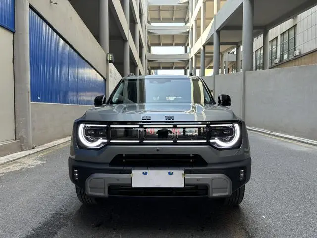 Beijing Beijing off-road BJ30 1.5T DHT 4WD Magic Core Drive Advanced Version