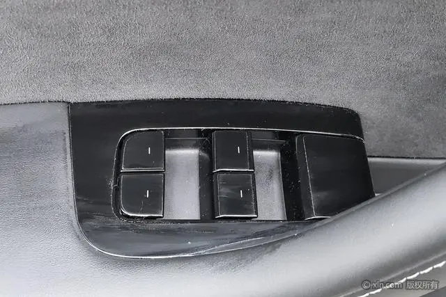 Tesla Model 3 Upgraded version of standard battery life rear drive