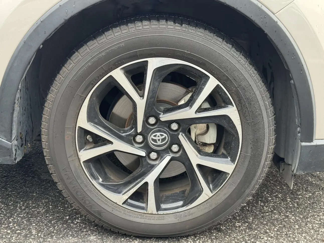 TOYOTA Toyota C-HR 2.0L Leading version