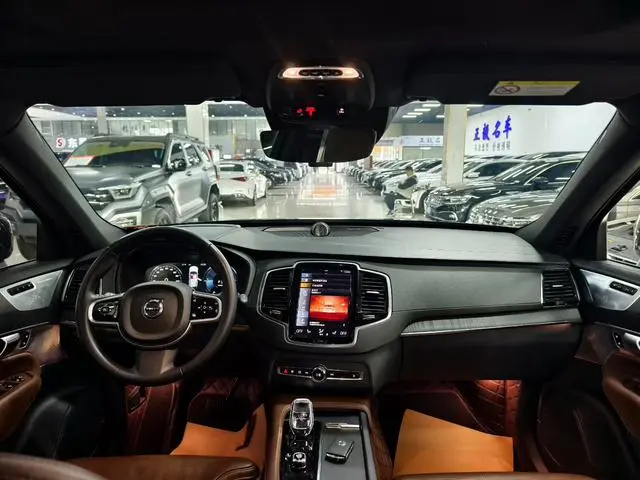 Volvo Volvo XC90 PHEV Facelifted E-drive hybrid T8 Zhizun Deluxe Edition 7-seater