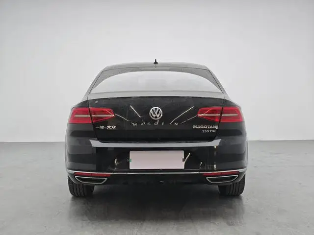 Volkswagen Magotan 330TSI DSG Luxury Country VI