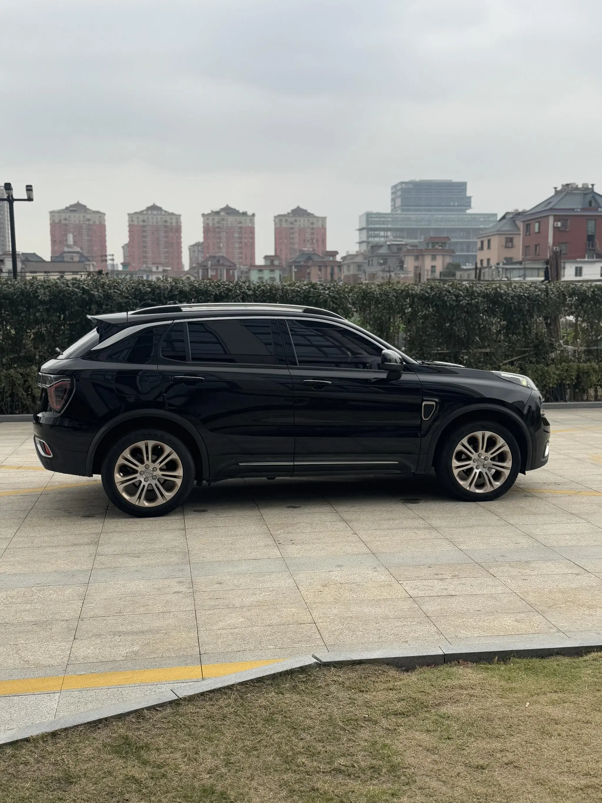 LYNK & CO Lynk 01 2.0T two-wheel drive Pro version