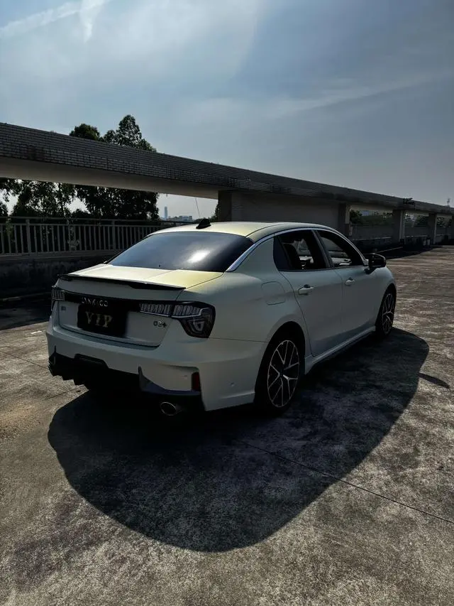 LYNK & CO Lynk 03 1.5TD DCT Jin Pro Version