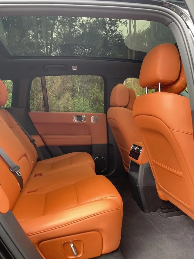 Li Auto Ideal L6 Pro version