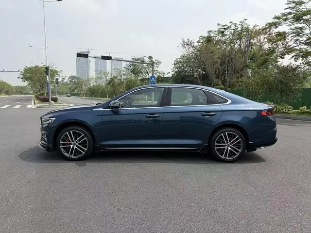 Geely Xingrui 2.0T only this cyan version