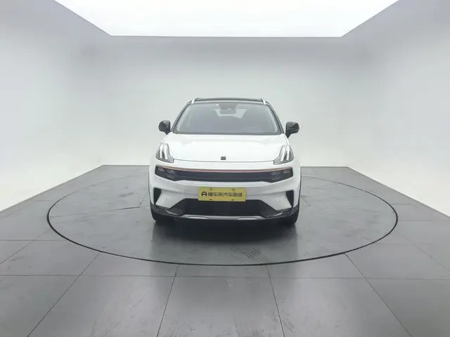LYNK & CO Lynk 06 1.5T Yao Halo
