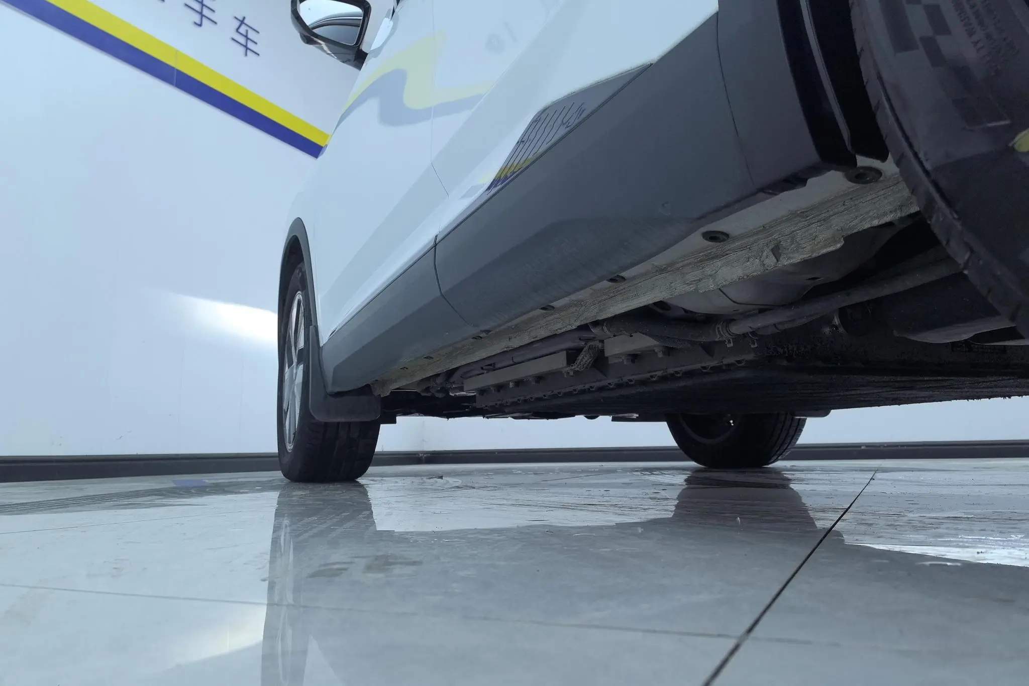 Dongfeng Fengshen Fengshen L7 PHEV 205 Plus