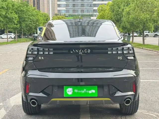 LYNK & CO Lynk 05 2.0TD two-wheel drive Halo