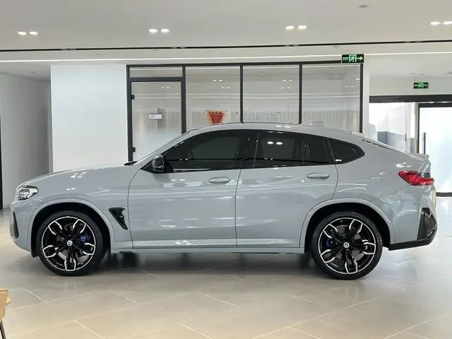 BMW BMW X4 M40i