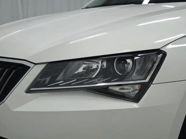Skoda Speed pie ZI330 DSG Comfort Edition Country VI