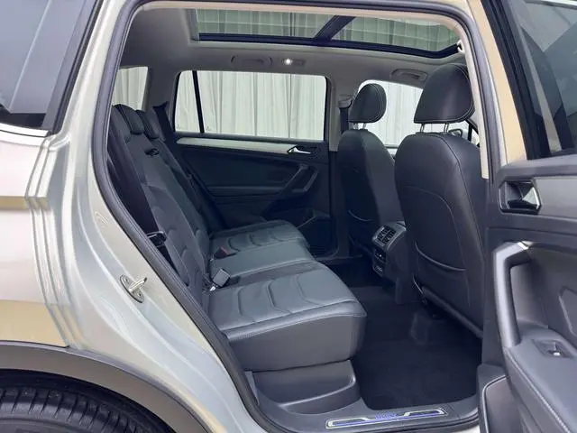 Volkswagen Tiguan L PHEV 1.4T plug-in hybrid Premium Edition