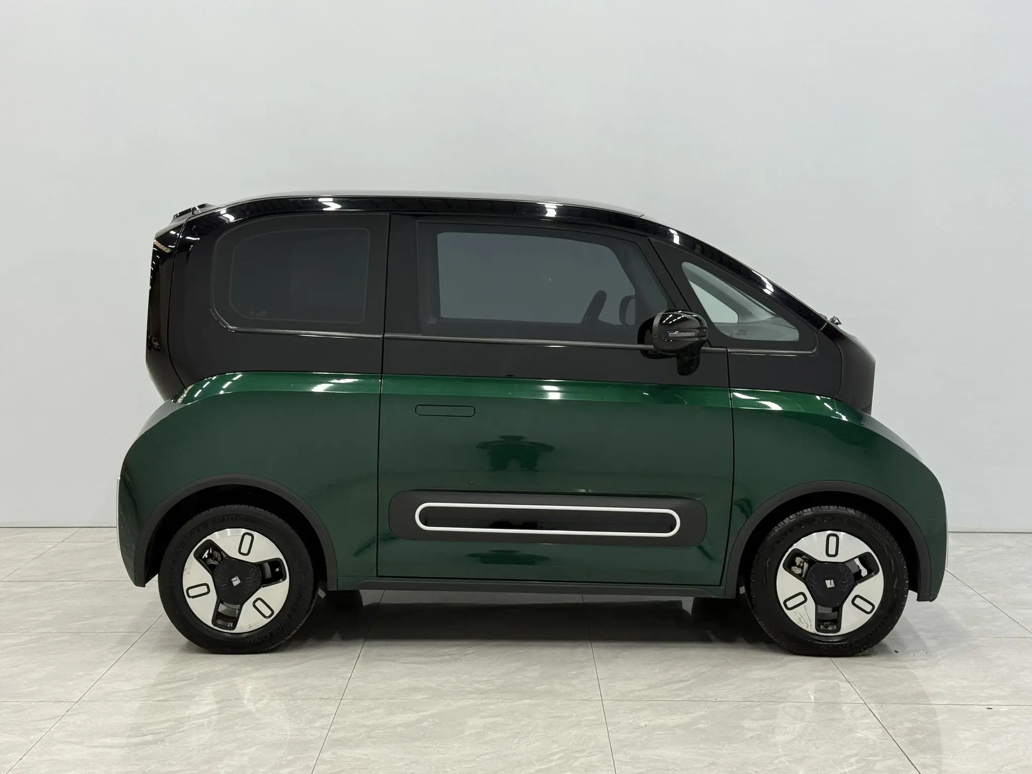 Baojun Baojun KiWi EV Designer Light Edition Ternary Lithium