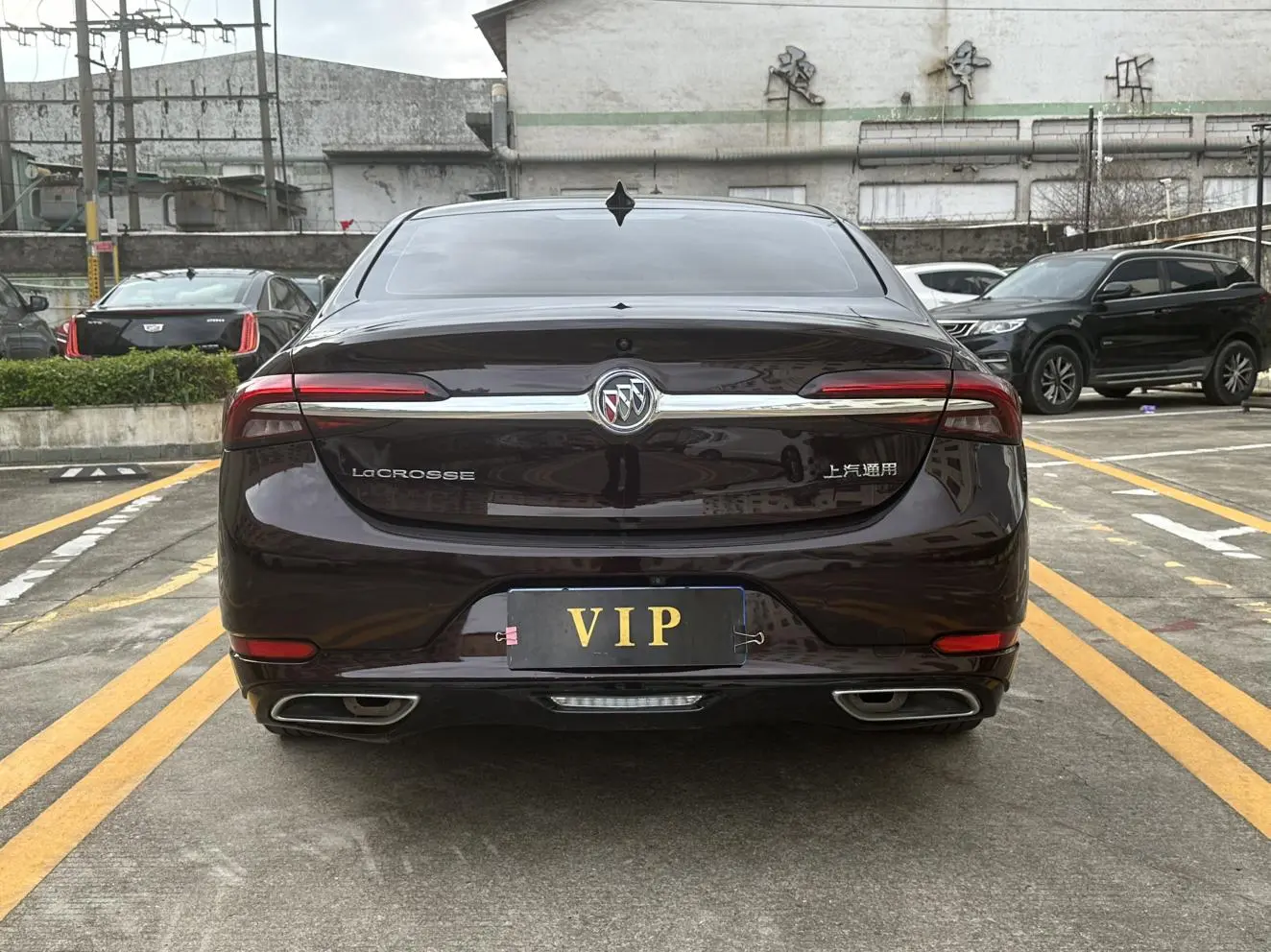Buick Lacrosse Avenir Flagship