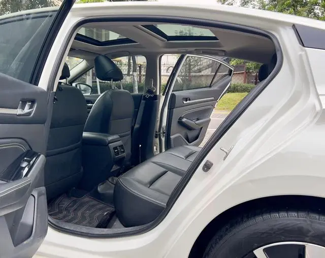Nissan Teana 2.0 L XL Comfort Edition