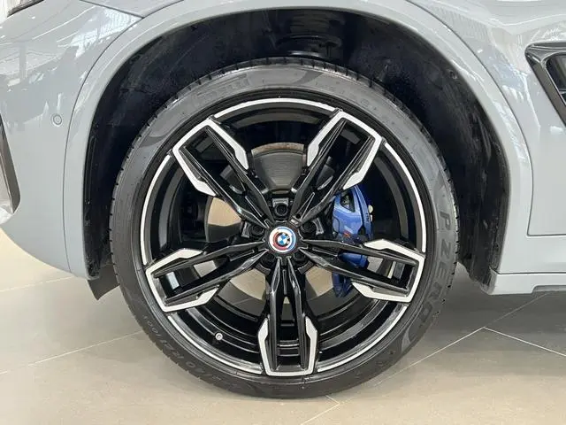BMW BMW X4 M40i