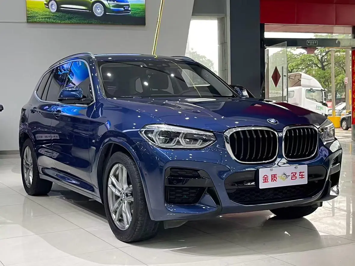 BMW BMW X3 xDrive25i M sports suit