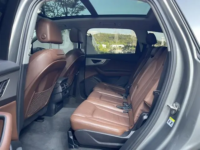Audi Audi Q7 40 TFSI S line sporty