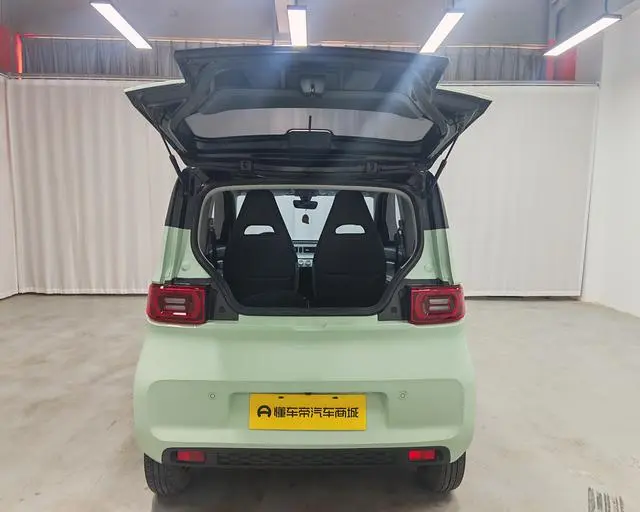 Wuling Wuling Hongguang MINIEV Macaron Premium Lithium Iron Phosphate