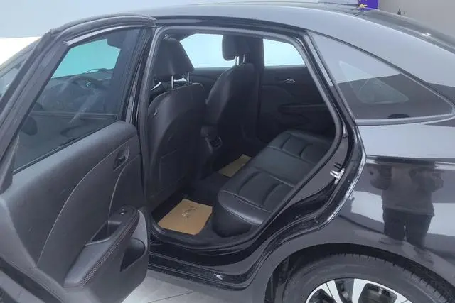 Chevrolet Cruze RS 330T automatic happy Version