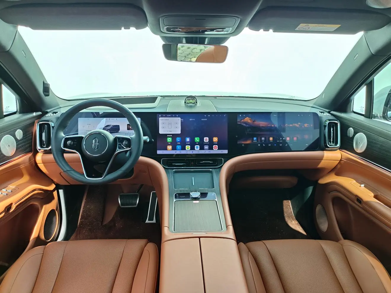 AITO Ask the world M9 Extended range Ultra six-seater version