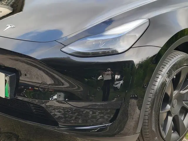 Tesla Model Y Facelifted rear-wheel drive version