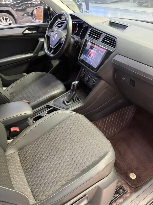 Volkswagen Tiguan L 280TSI automatic two-wheel drive Smart edition