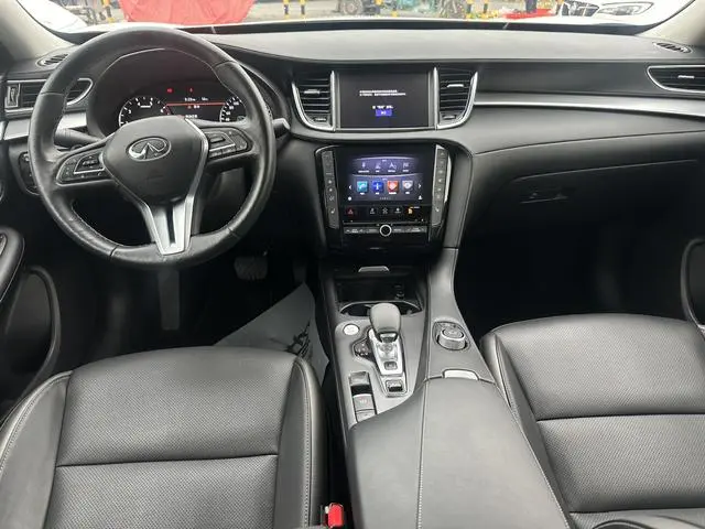 Infiniti Infiniti QX50 2.0T four-wheel drive smart version