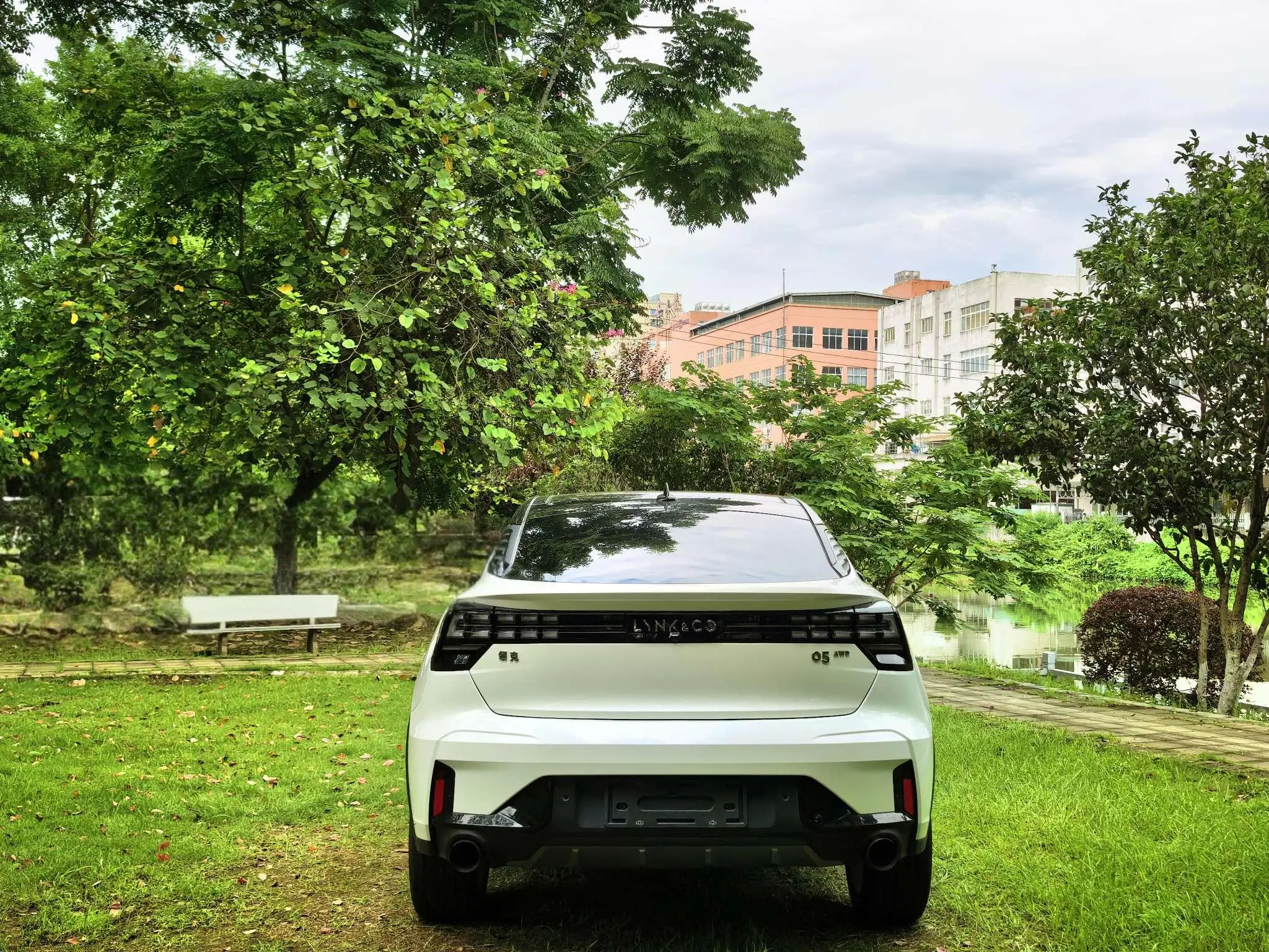LYNK & CO Lynk 05 2.0TD four-wheel drive Halo