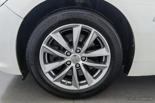 Infiniti Infiniti Q50L 2.0T Comfort Edition