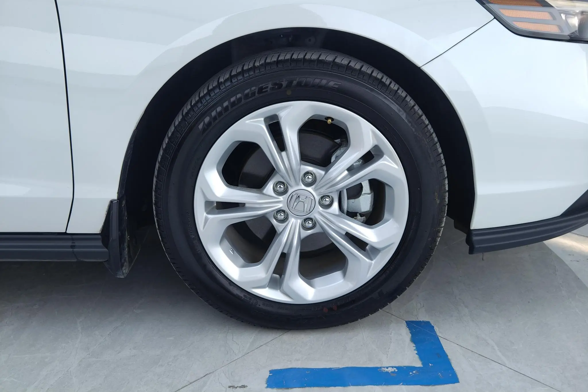 Honda Accord Rui*T Dynamic 260TURBO Deluxe Edition