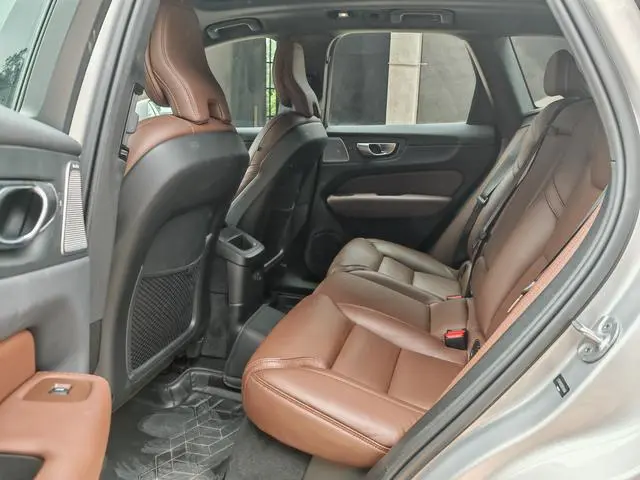 Volvo Volvo XC60 PHEV T8 four-wheel drive long battery life Zhiya Deluxe Edition