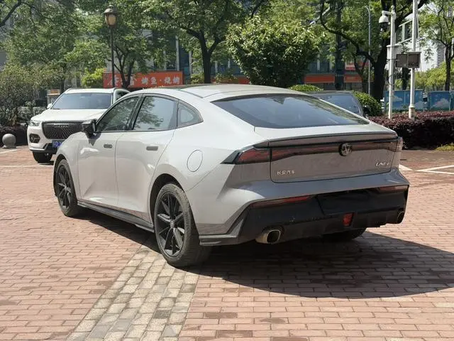 Changan Changan UNI-V 1.5T premium type