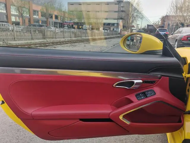 Porsche Porsche 718 Boxster 2.0T