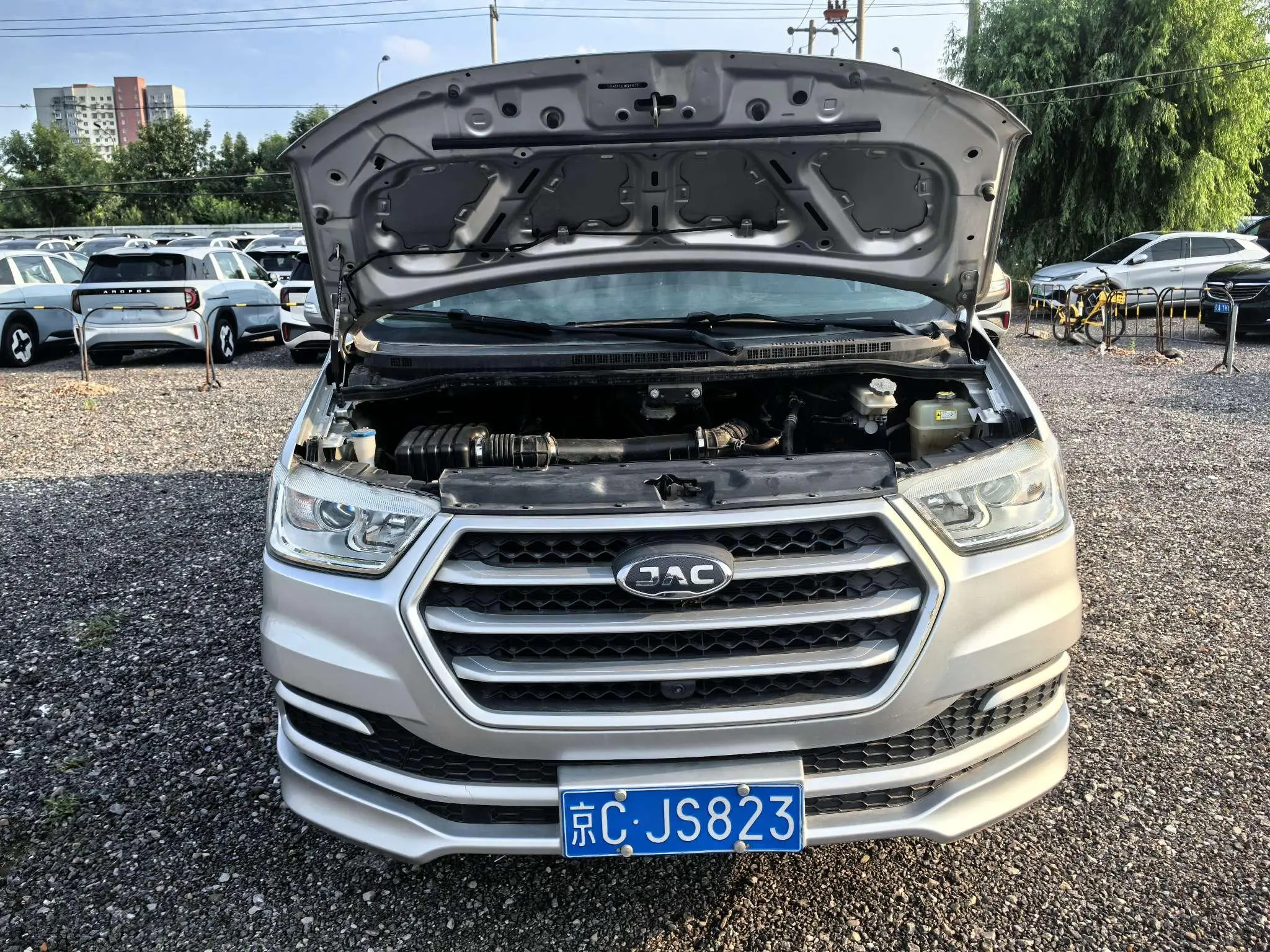 Refine Motors Ruifeng M4 Business Travel Series 2.0L Manual Express Version Country VI