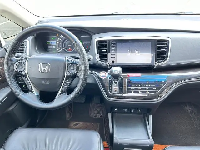 Honda Odyssey 2.0L Sharp*Ultimate Edition