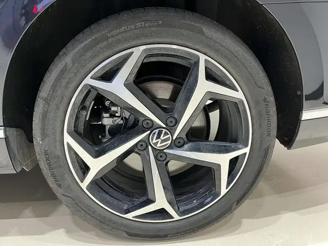 Volkswagen Magotan 2 million commemorative edition 330TSI DSG leading model