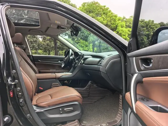 Honda Crown Road 370 TURBO 9AT Premium Edition AWD