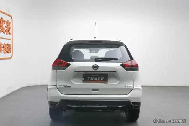 Nissan Qijun 2.0L two-wheel drive Zhilian Premium Edition